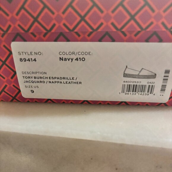 Tory Burch Logo Jacquard Two-Toned Espadrilles - Picture 9 of 9